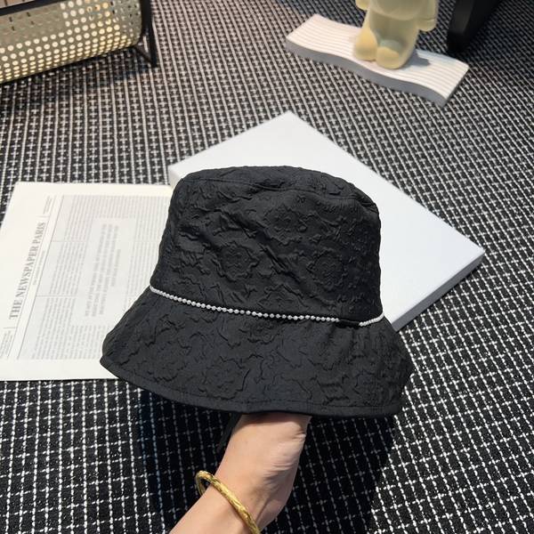 Yves Saint Laurent Hat SLH00027 Yves Saint Laurent Hat SLH00027